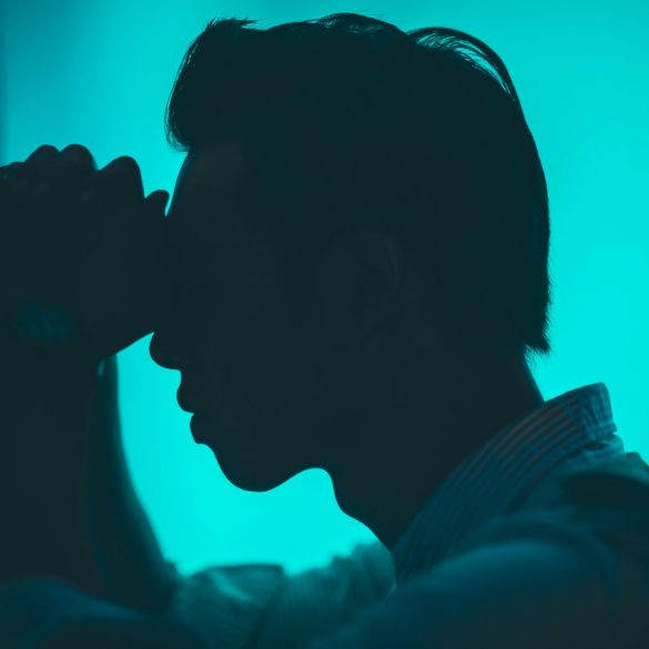 men's white dress shirt